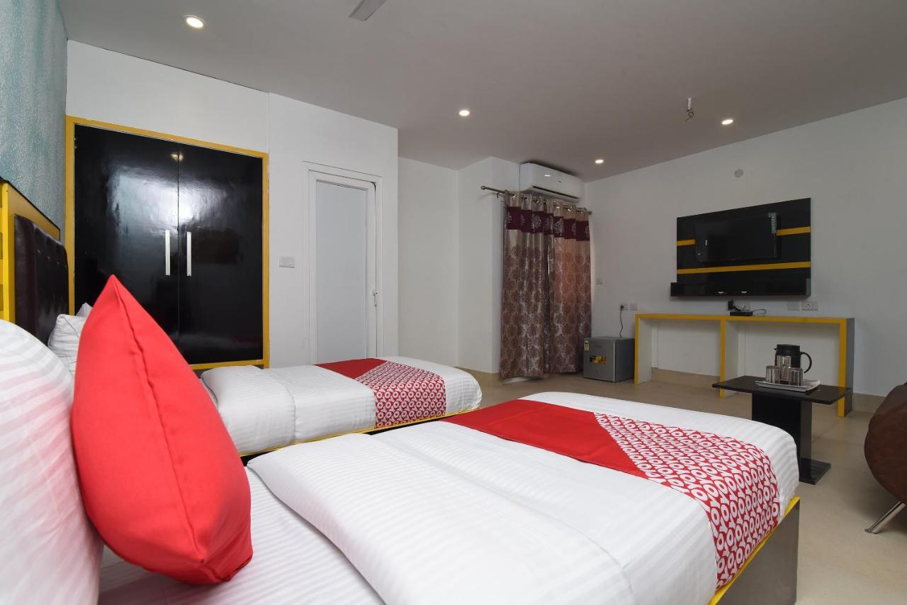 Capital O 13310 Noida Suites Ngoại thất bức ảnh