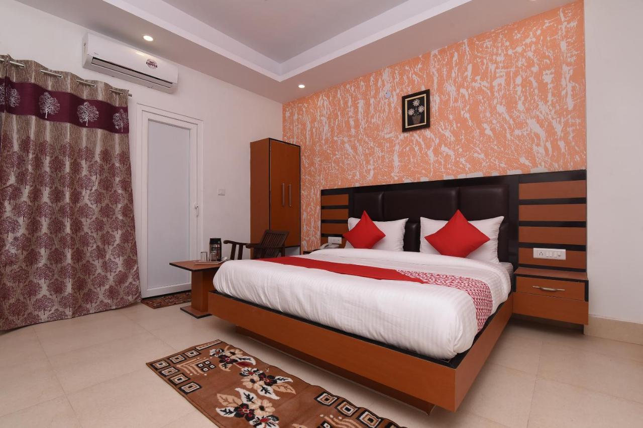 Capital O 13310 Noida Suites Ngoại thất bức ảnh