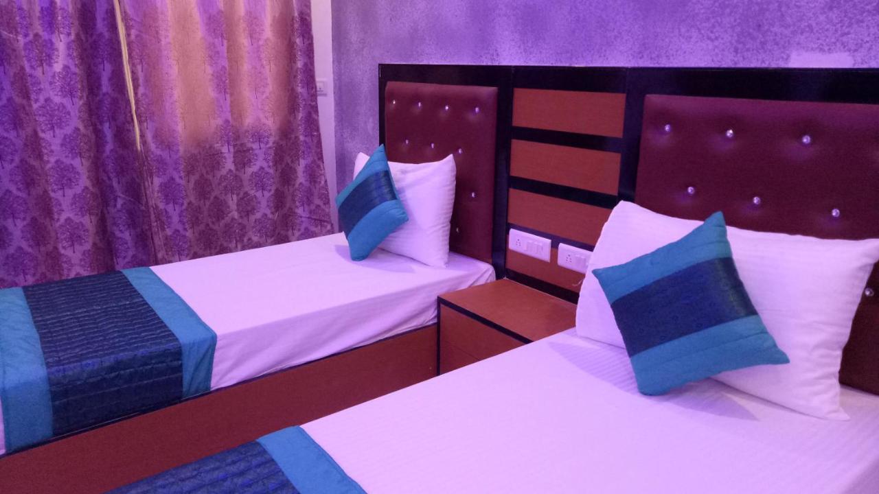 Capital O 13310 Noida Suites Ngoại thất bức ảnh