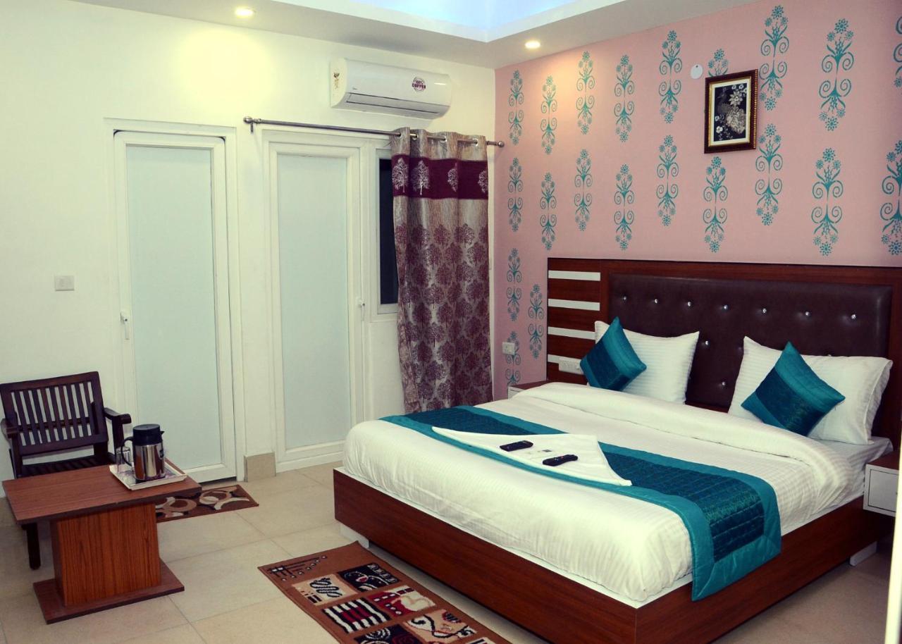 Capital O 13310 Noida Suites Ngoại thất bức ảnh