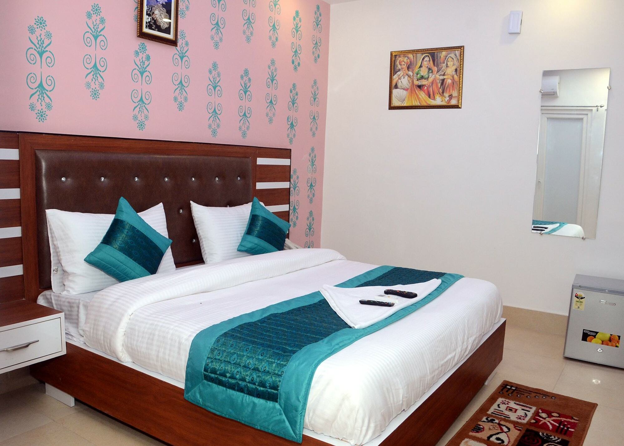 Capital O 13310 Noida Suites Ngoại thất bức ảnh